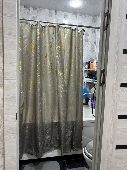 продантся 3х комнатная квартира 110 квадрат