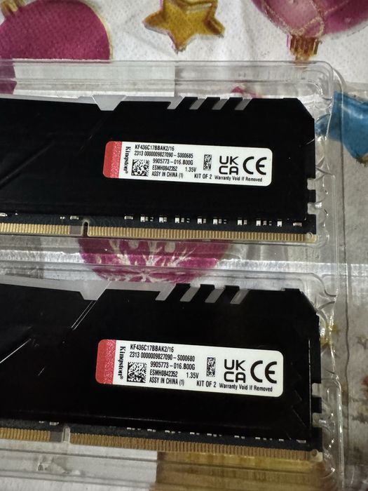 Memorie Kingston FURY Beast RGB 16GB DDR4 3600MHz