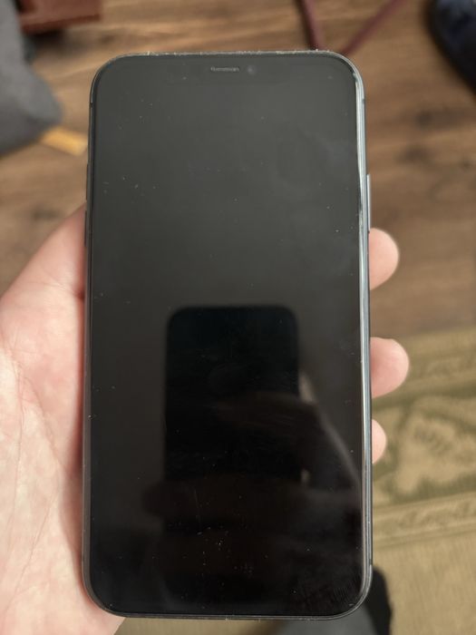 Телефон Iphone 11 64 gb
