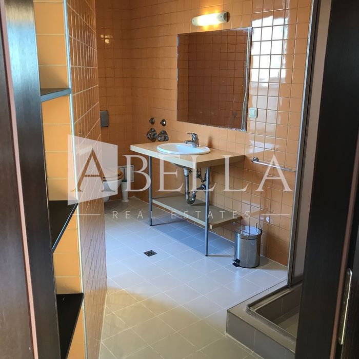 Дава се под наем Мезонет в София, Център - 243 кв.м за 2144.55 € - Снимка #10