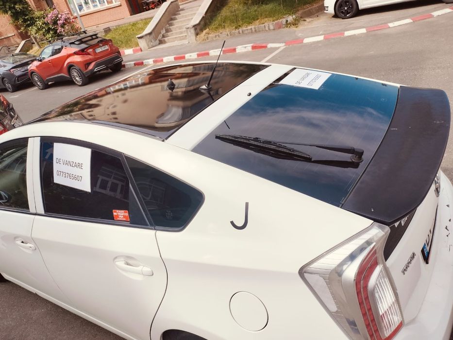 Se vinde Toyota Prius Hibrid