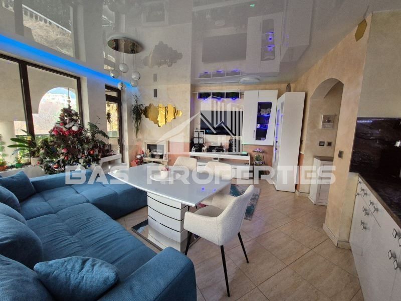 3-стаен в София-Симеоново площ 115