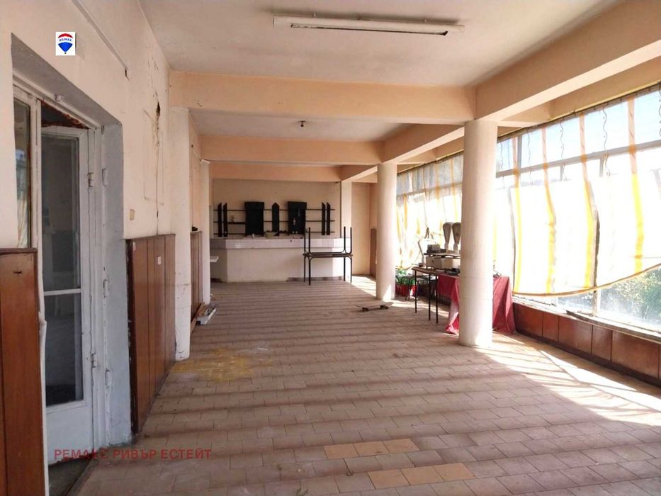 Дава се под наем Магазин в с. Волово, Област Русе - 185 кв.м за 153 € - Снимка #4