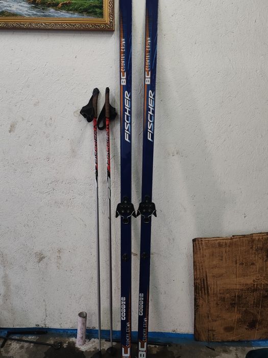 Продам лыжи фишер с ботинками