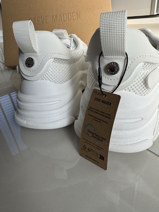 НОВО! Кецове Steve Madden