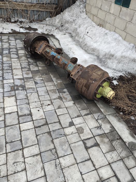 Ось для прицепов