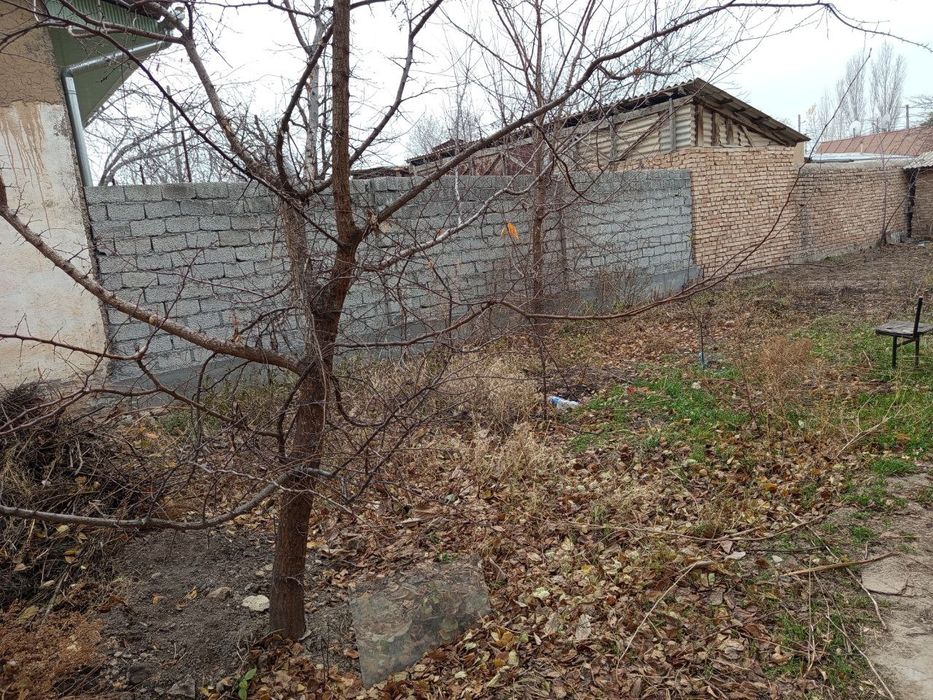 Срочно продаётс частный дом в городе Чирчик 5.8 соток