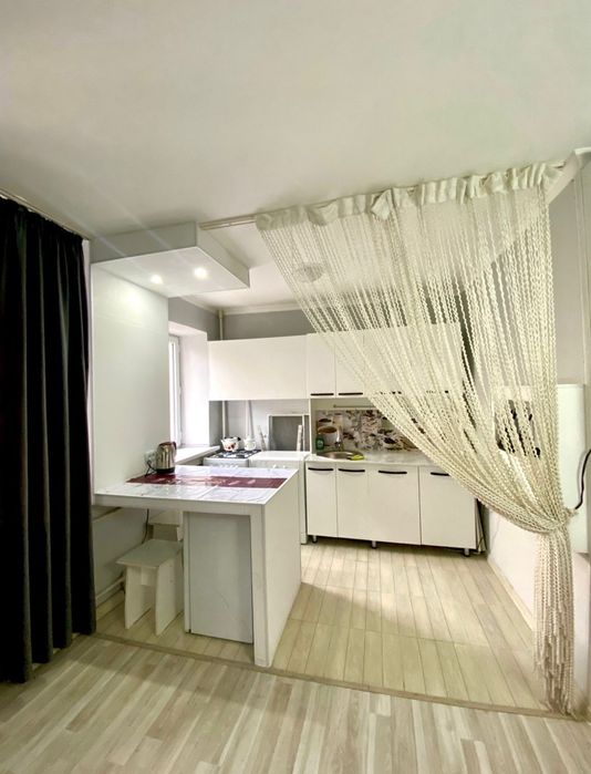 2 мик-он 10 мик-он/ час 1 000/ночь 6000