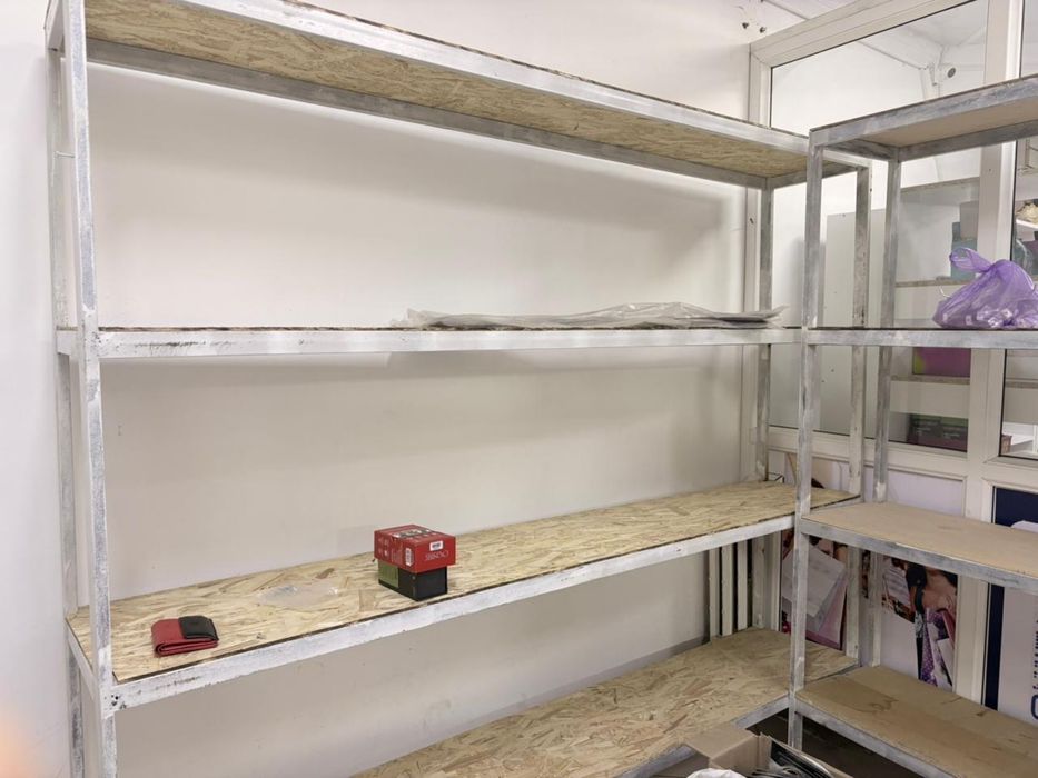 Полка склатка магазинге