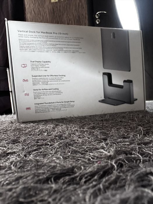 Brydge vertical Dock