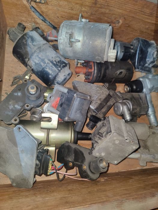 Запчасти на Мерседес 124