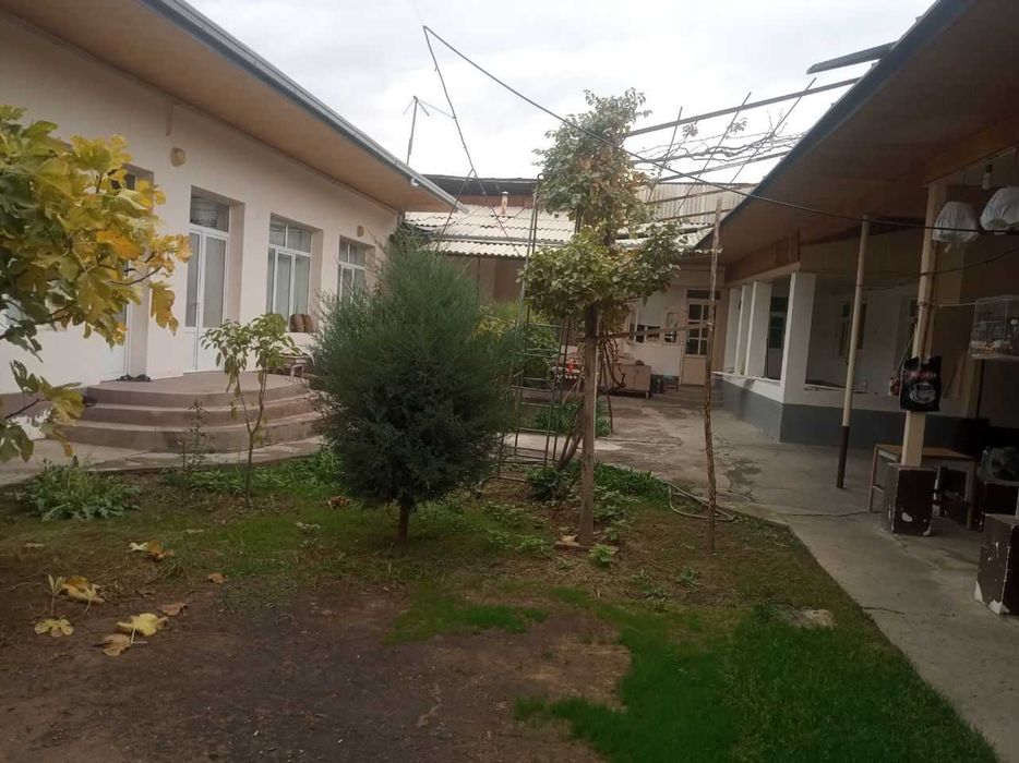 Сагбонда Ховли сотилади
