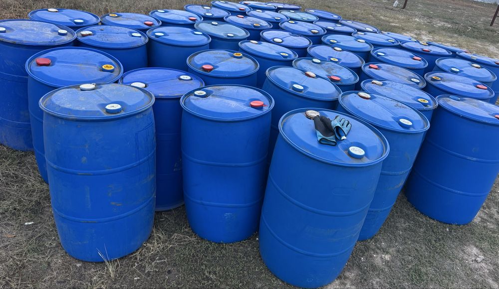 Продам кубовки 200л бочки
