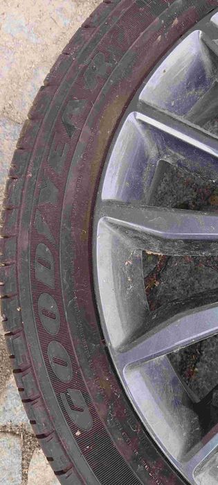 Джанти ENKEI 20" с всесезонни гуми Goodyear