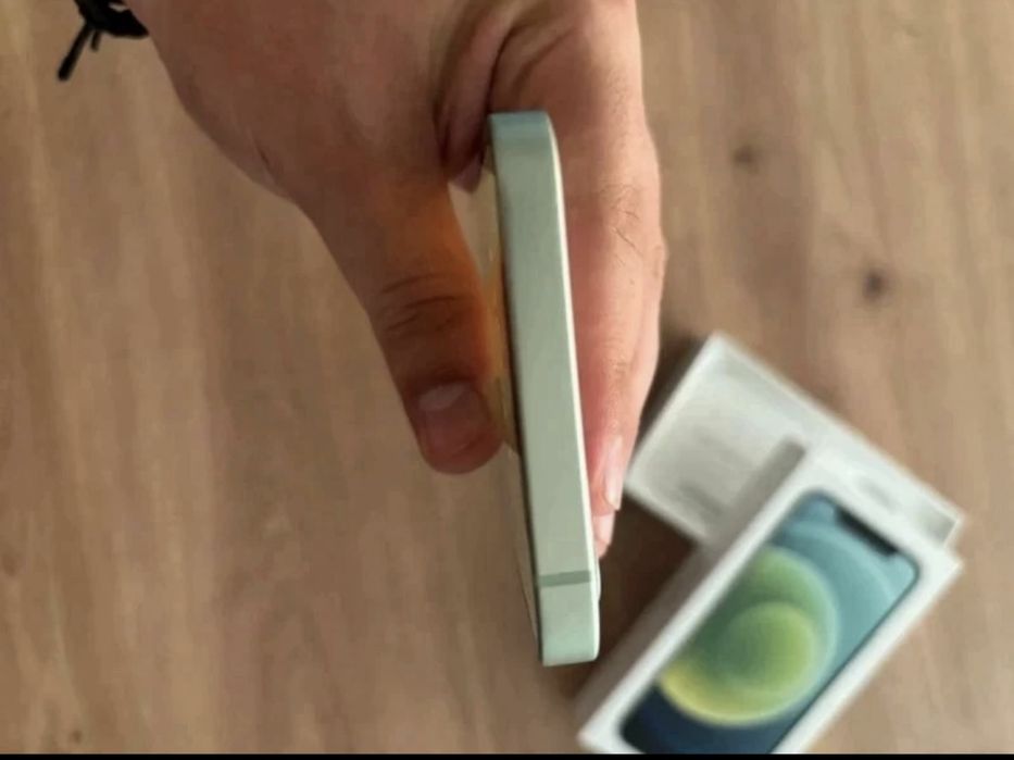 Iphone 12 64 gb 78% sanatatea bateriei
