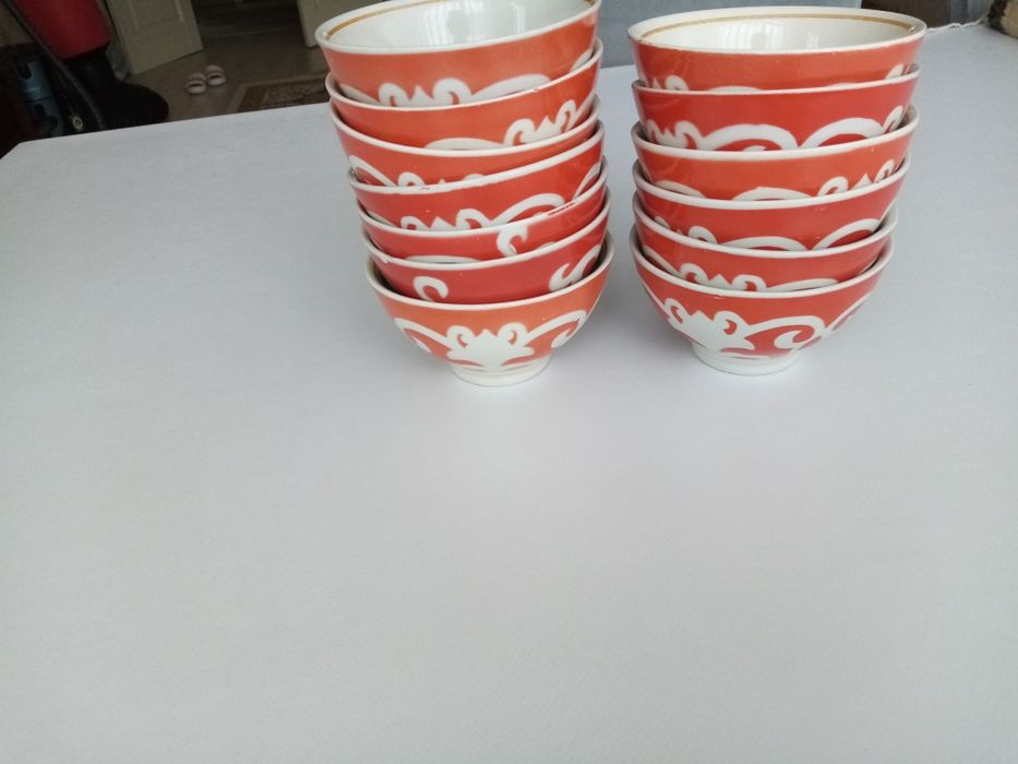 Пиала. По 100 тг.