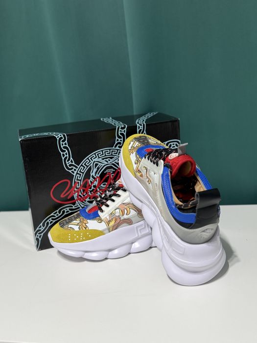 Versace Chain Reaction