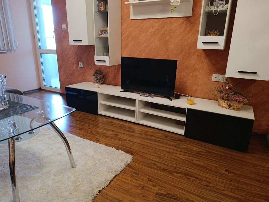 Апартамент в идеален център 100кв.м