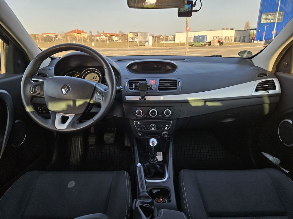 Renault Megane 3, 2010, 1.9Dci 131cp. Cititi cu atentie anuntul.