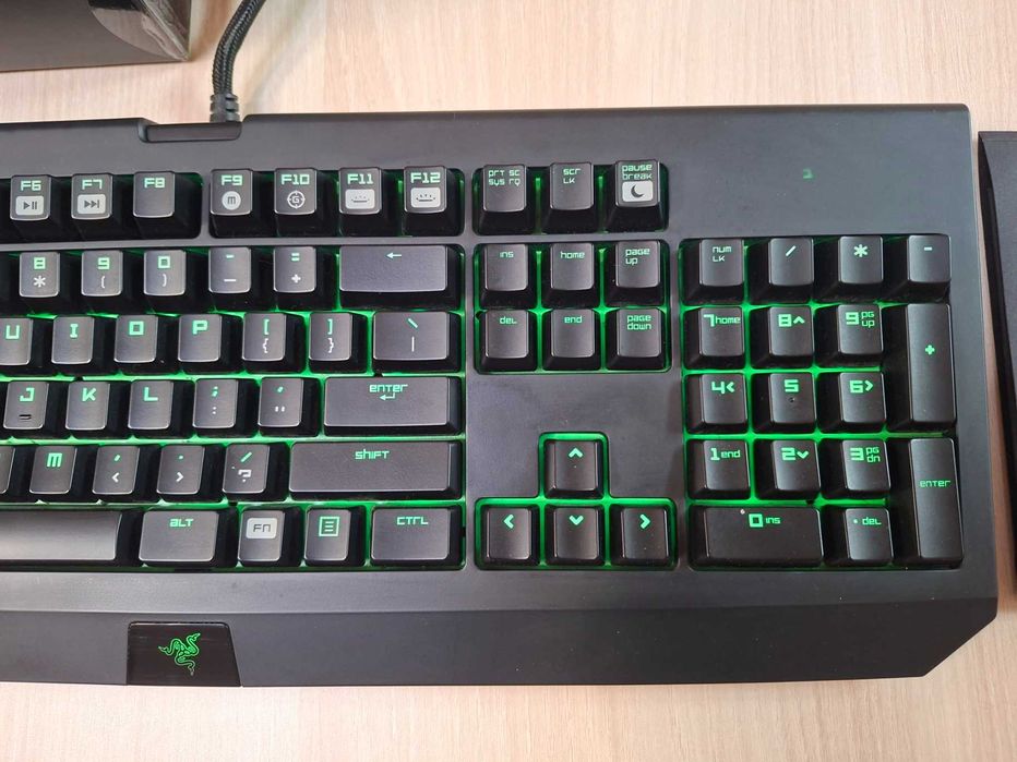 Razer Blackwidow Ultimate клавиатура