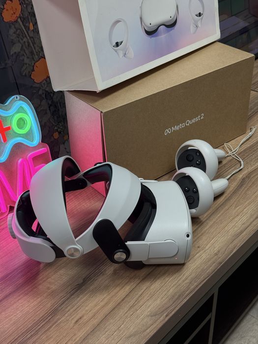 Виртуальные очки реальности Meta Quest 2 128Gb