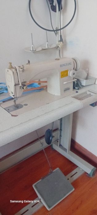 Тикув мащина сотилади