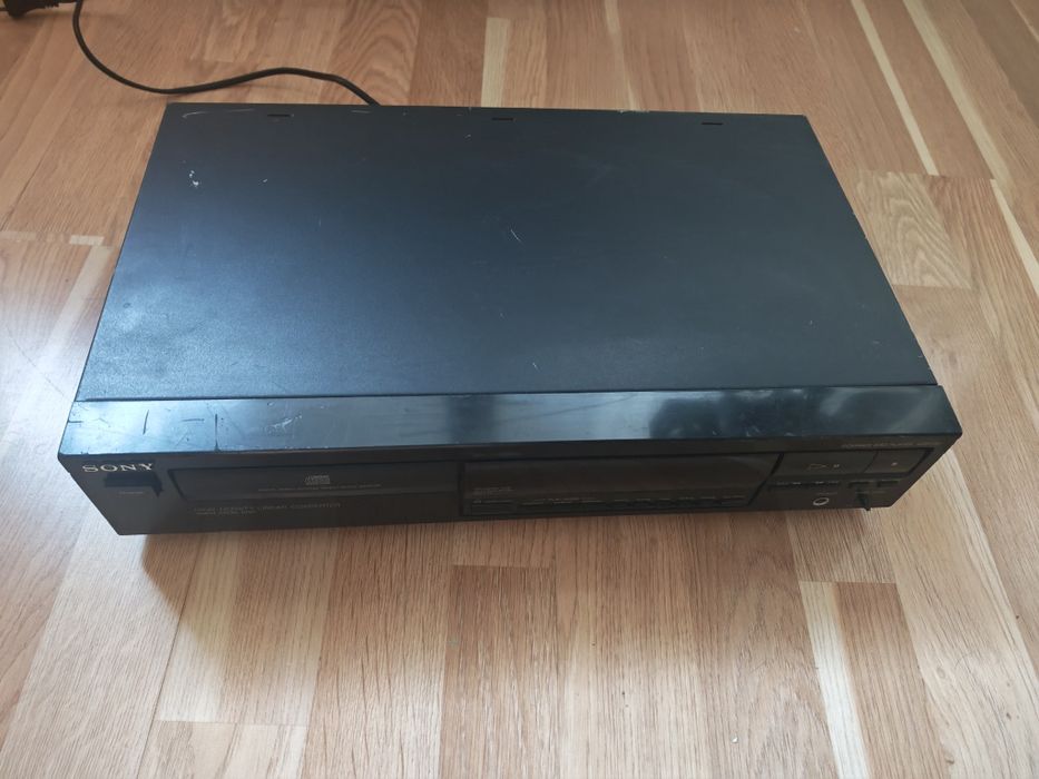Sony CD Player-297