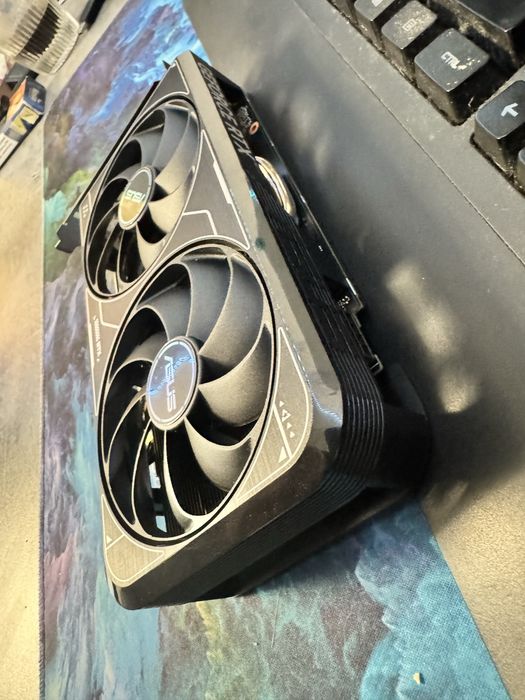 Placa Video nVidia ASUS RTX 4060 Dual OC - 8GB