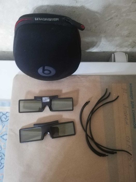 Очки для просмотра 3D фильмов