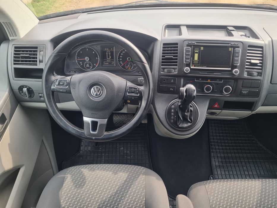 VW Caravelle T5 Transporter Lung 2.0 TDI 2012 DSG