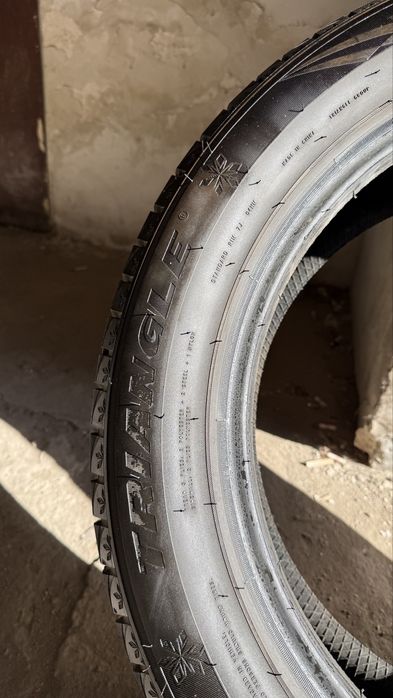 Зимняя резина 225 55 r19