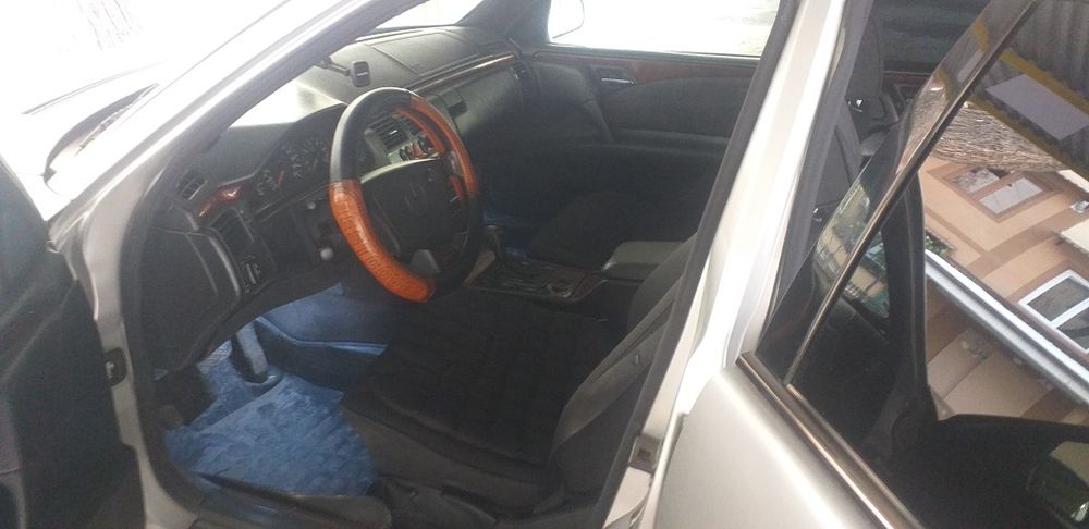 Мерседес w210 продаётся