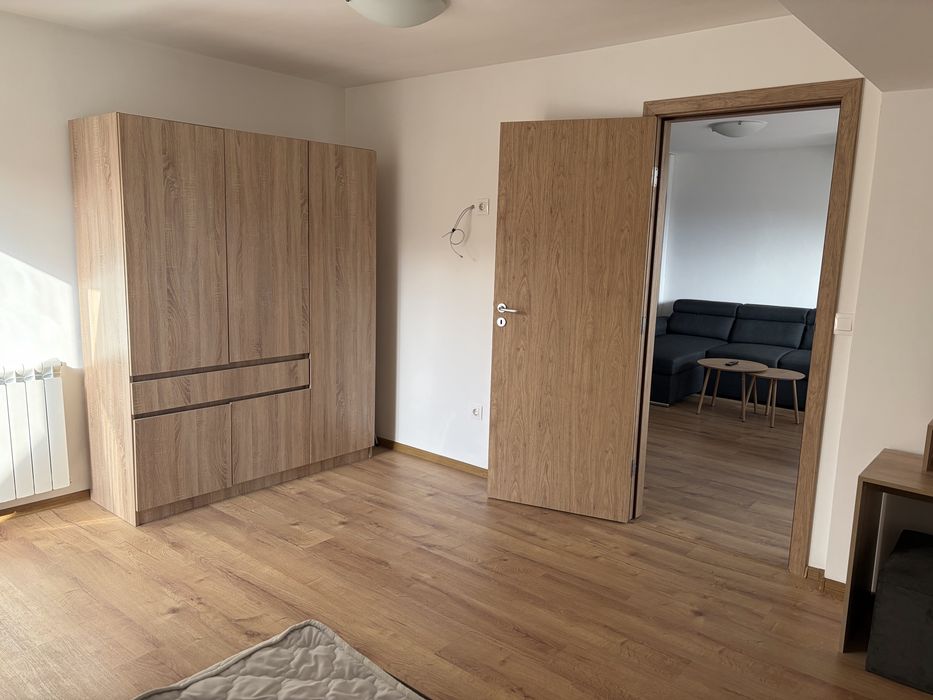 Дава се под наем Тристаен апартамент в ж.Зоопарк - 100 кв.м за 727.77 € - Снимка #5