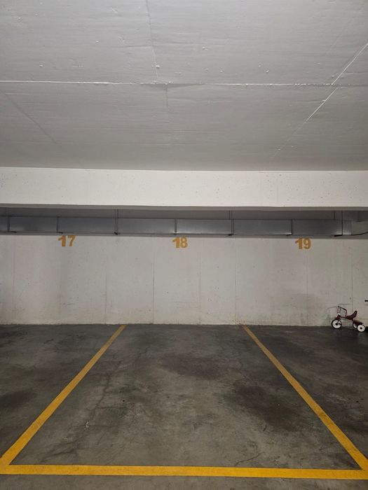 Închiriez loc de parcare subteran Baneasa