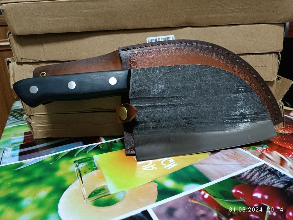 Сербский нож!!!В кожаной кобуре весом 500гр