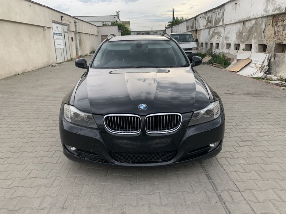 Dezmembram bmw 330d e91 facelift