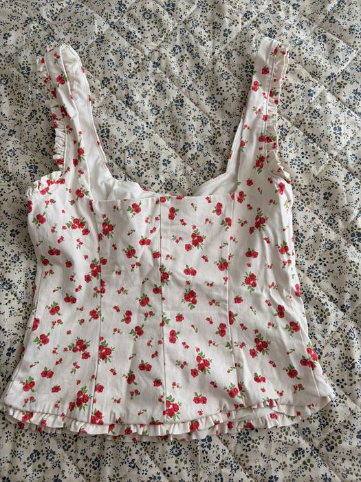 Топ с ягоди Zara