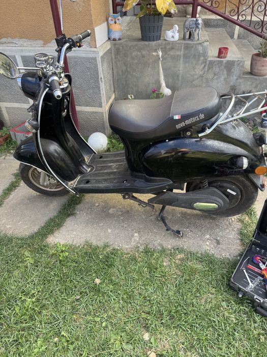 Scuter Electric Retro star 50