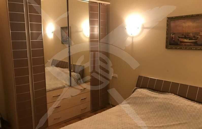 Вила в курорт Елените