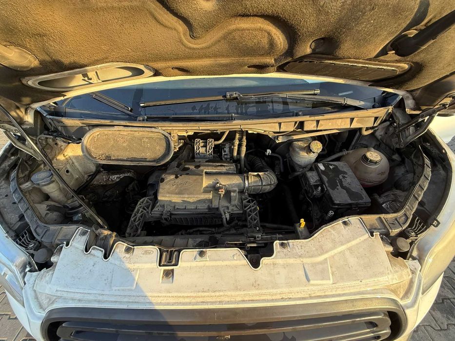 Ford Transit - 2014 motor 2.2 diesel - manual