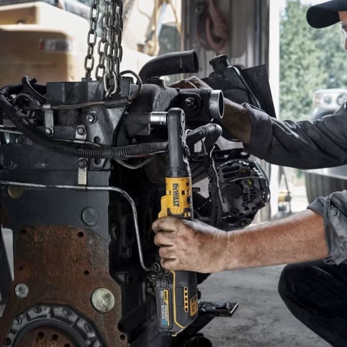 Акумулаторна Тресчотка DeWALT DCF510N 18V , 102 Nm