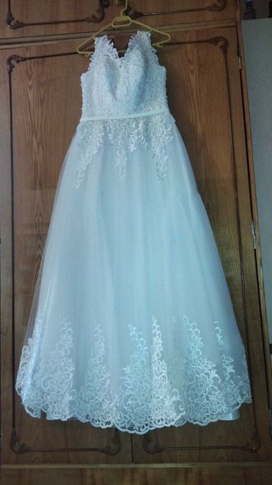 Vând rochie mireasa