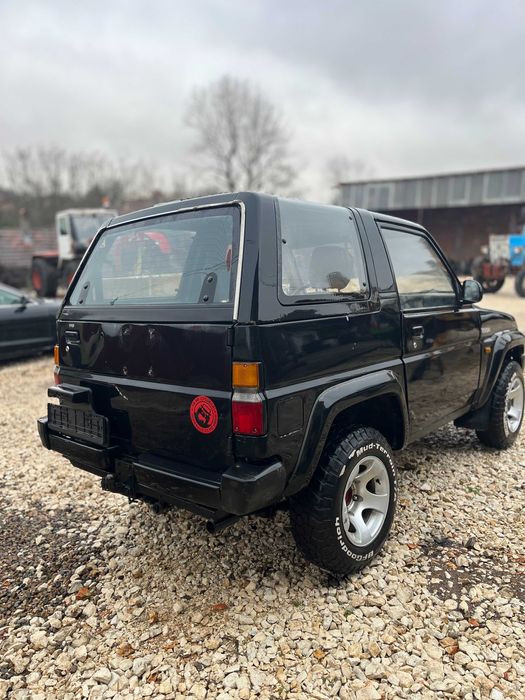 Daihatsu Feroza na chasti Дайхатсу Фероза на части