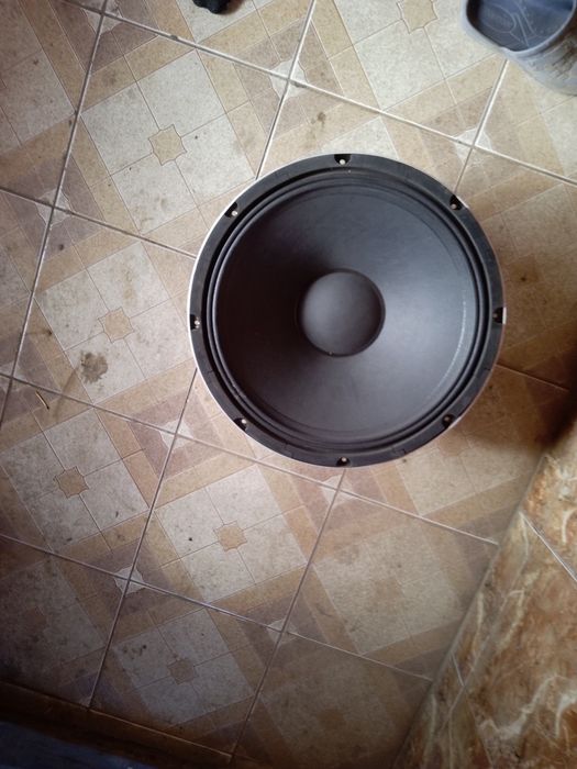 Difuzoare 18 blues tech 18hn rcf dynacord noi