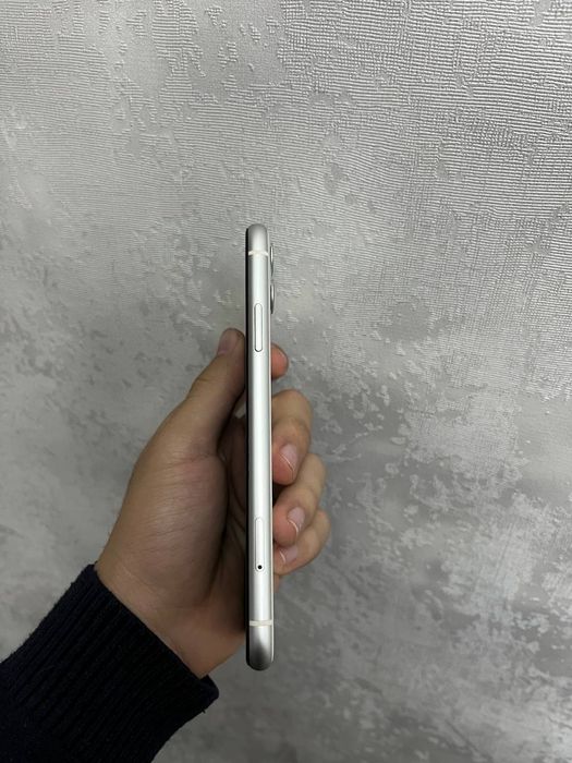 IPhone 11 лар сотилади гарантияси бор