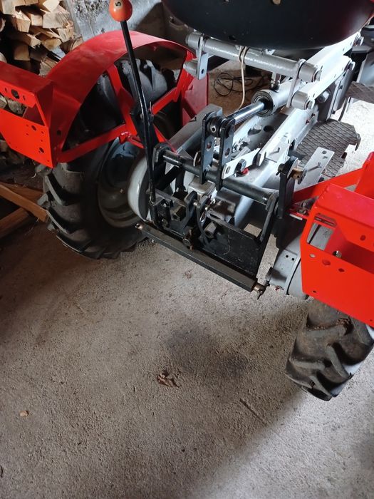 Кузовные детали на мини трактор.