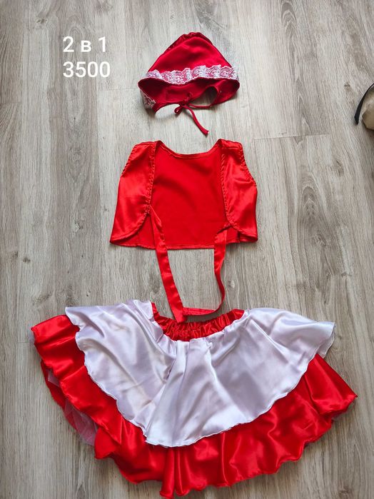 Продам платья на девочку 5-6 лет