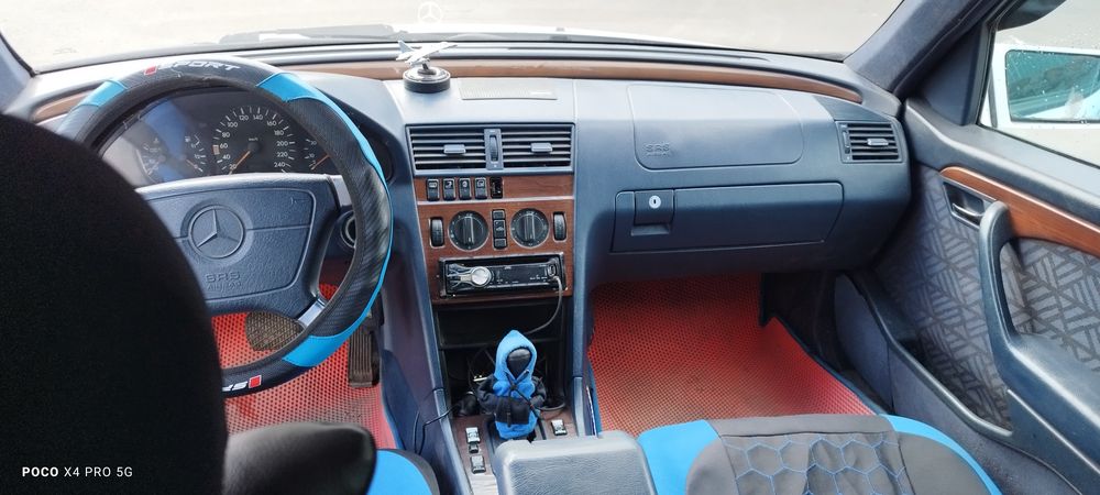 Продам Мерседес С 280 автомат.