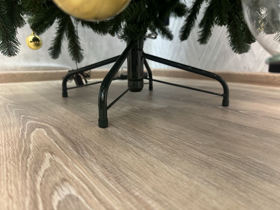 Продам новогоднюю ёлку