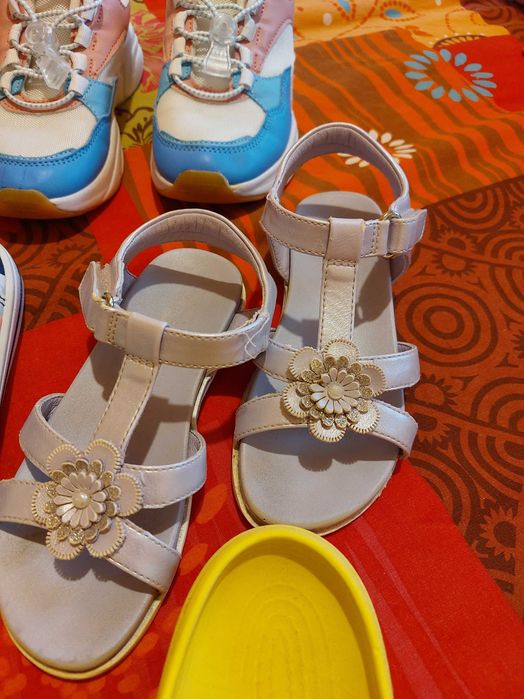 Лот обувки пролет- лято за момиче